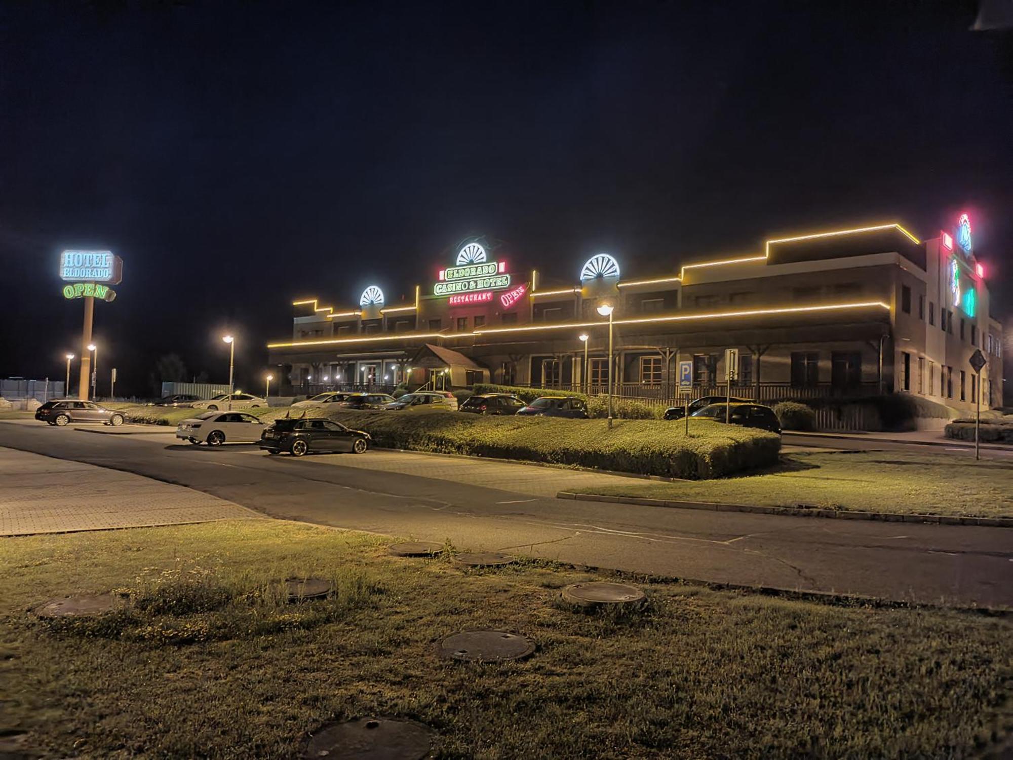 Casino & Hotel Eldorado Ceska Kubice Exterior photo