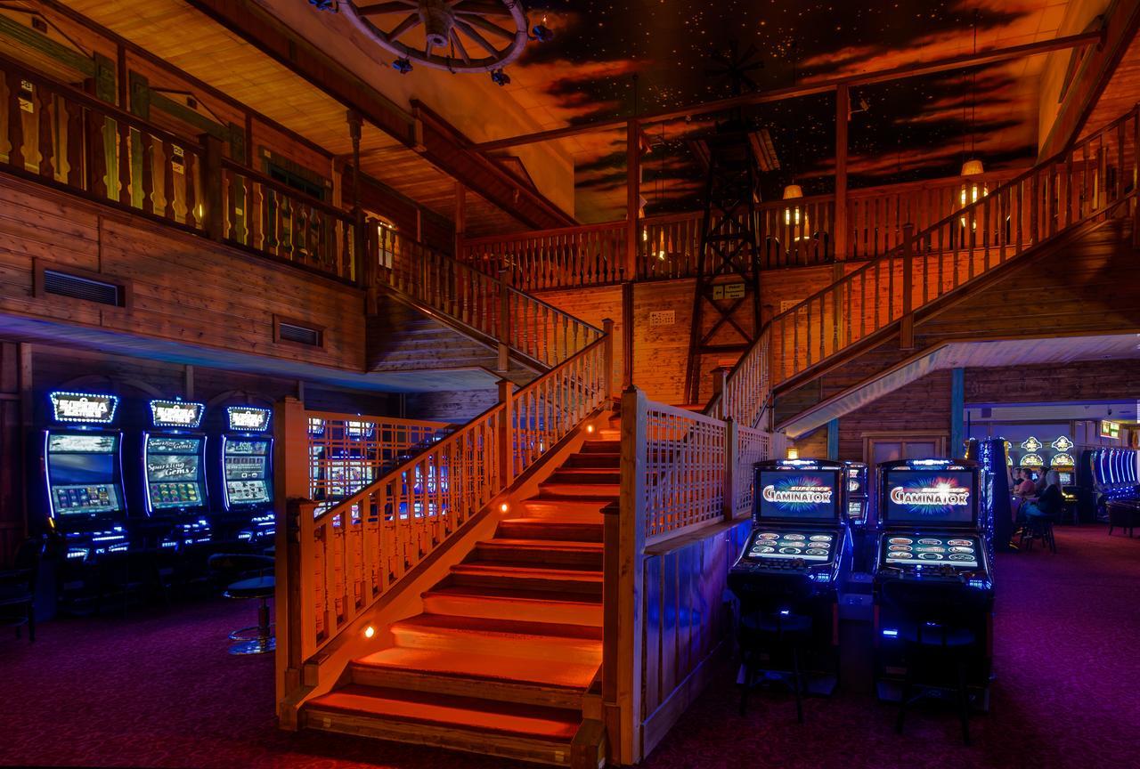 Casino & Hotel Eldorado Ceska Kubice Exterior photo